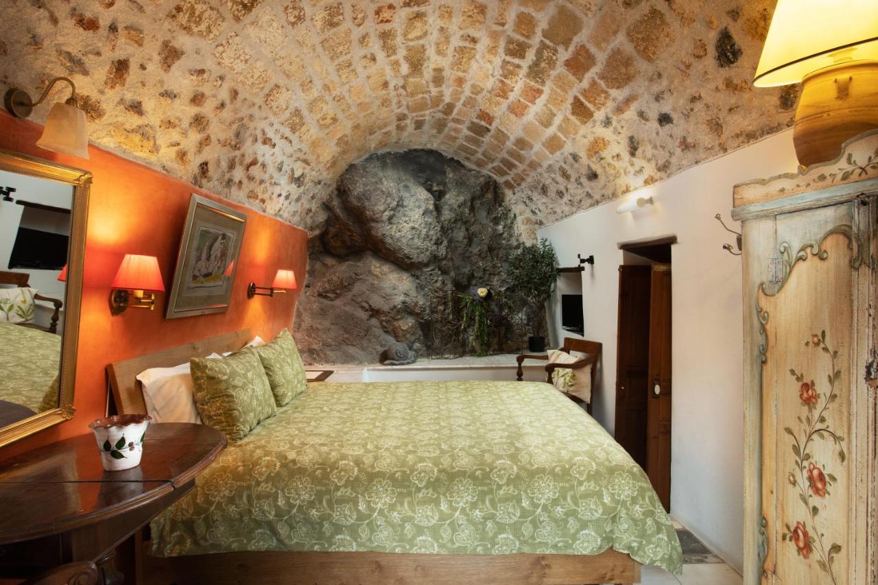 Dorovinis Monemvasia Castlehouses Exterior foto
